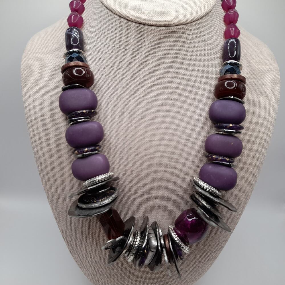 Chico’s Boho Statement Necklace Silver Tone Purple Glass Beads 22 Inch